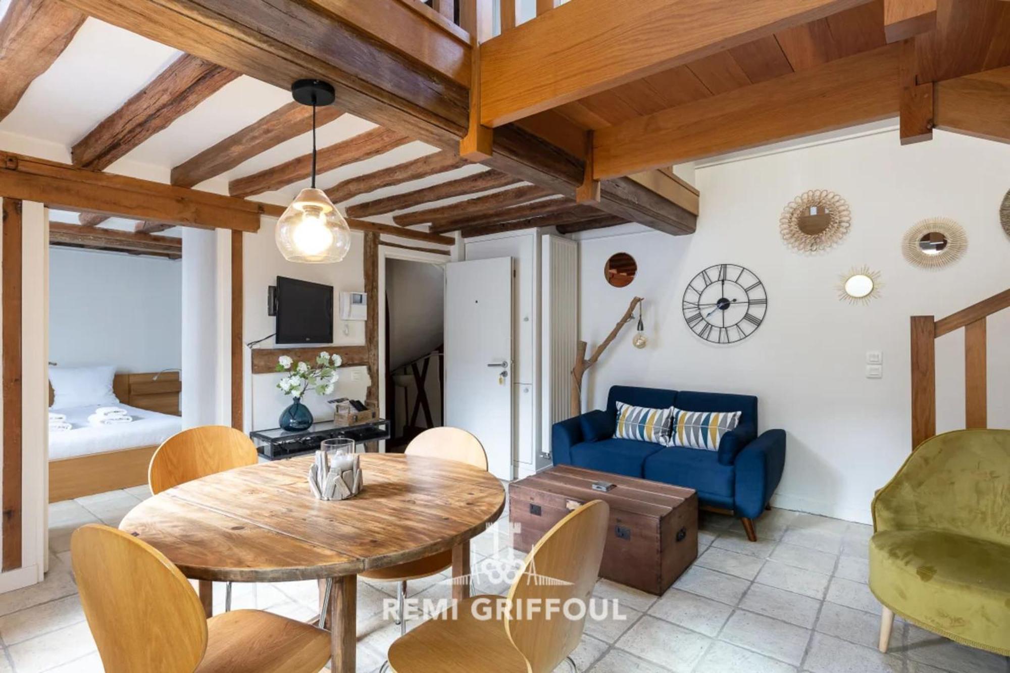 L'escalier D'h - Duplex 3 In The Center - Normand Charm - Family Appartement Honfleur